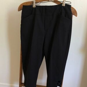 Southern Lady Black Ankle Pants